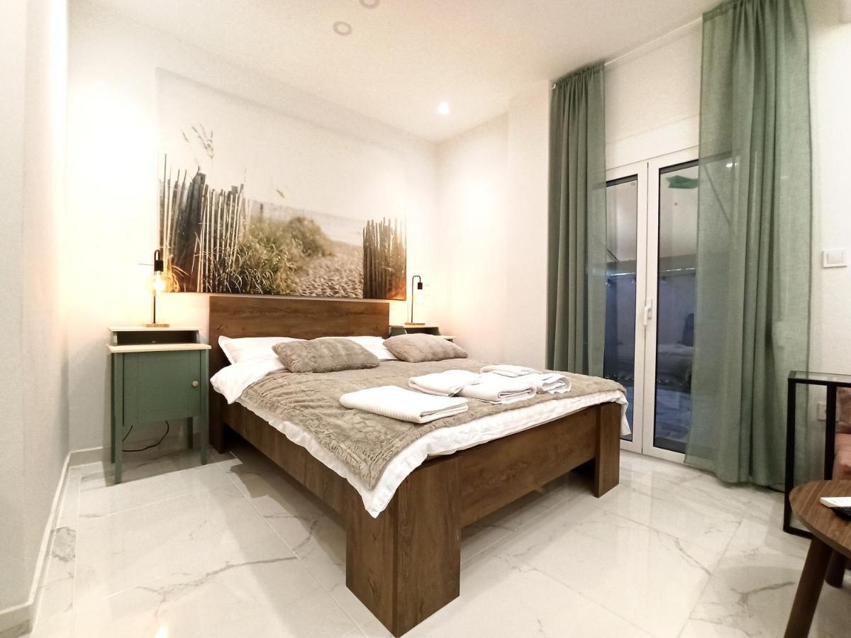 Mikalis Studio Athènes Extérieur photo