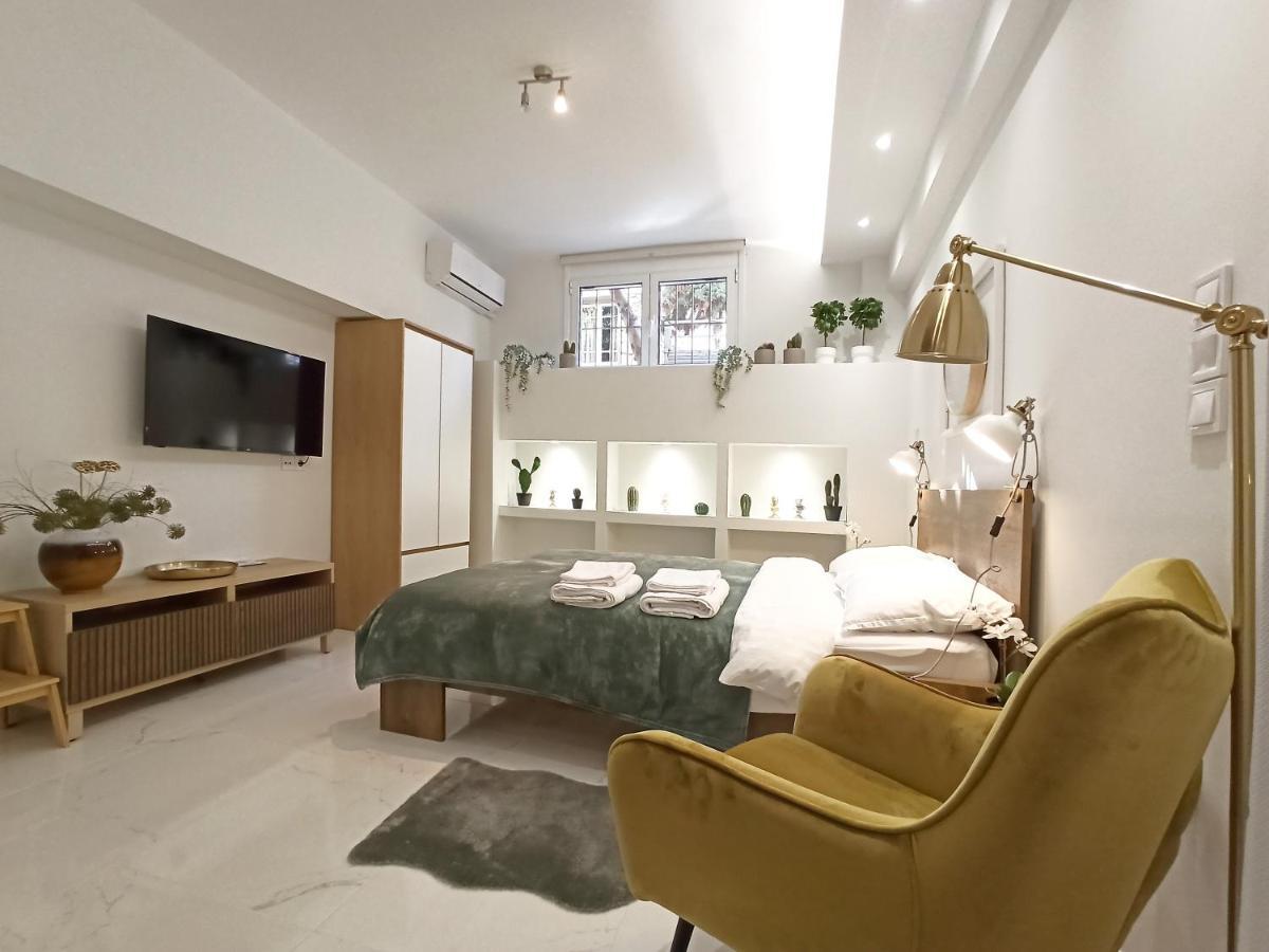 Mikalis Studio Athènes Extérieur photo
