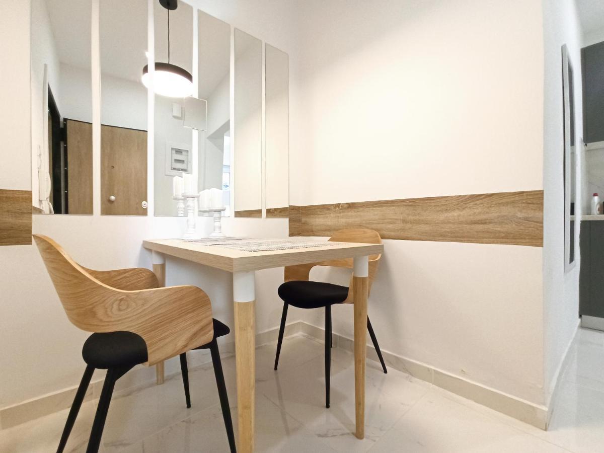 Mikalis Studio Athènes Extérieur photo